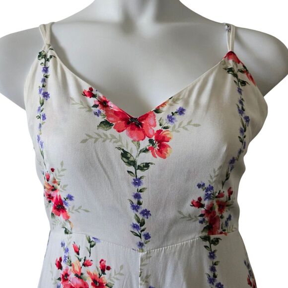 NWT Forever 21 White Floral Spaghetti Strap Jumpsuit. Large. Beach Resort Boho - Picture 3 of 10